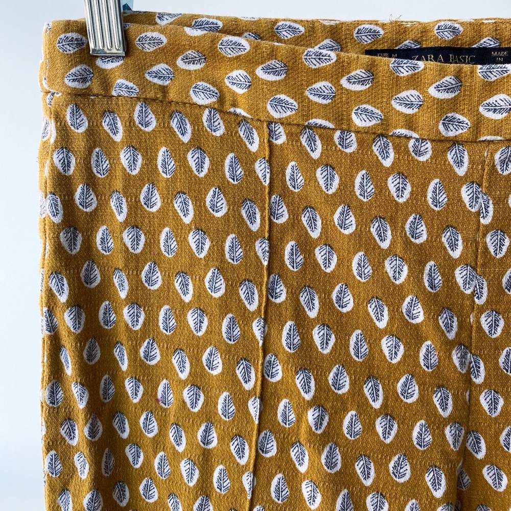 Zara patterned cigarette leg pants